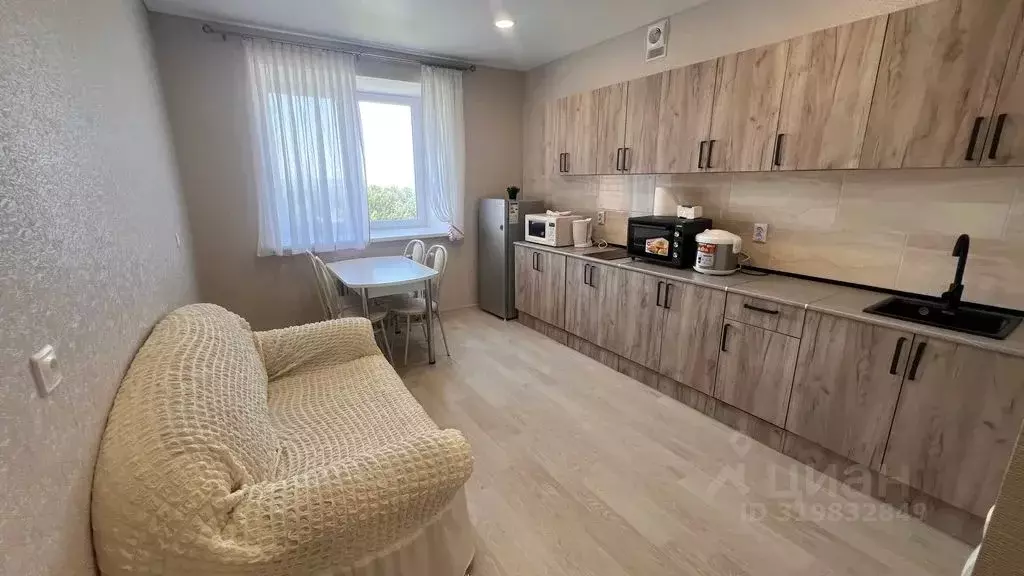 1-к кв. Татарстан, Казань ул. Рауиса Гареева, 78А (45.0 м) - Фото 0
