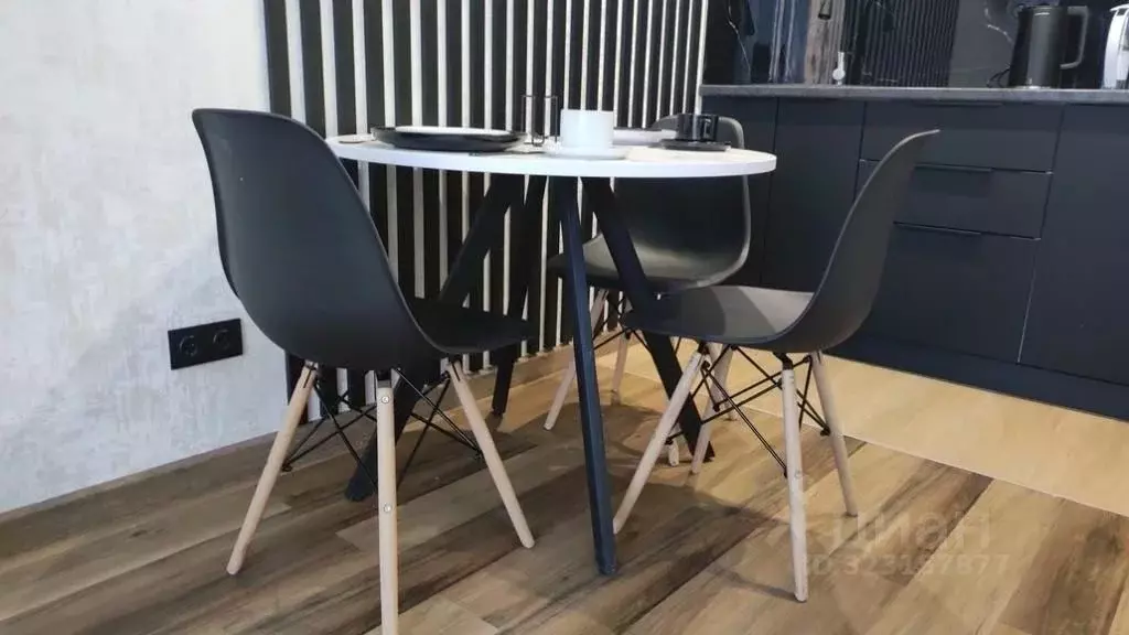 1-к кв. Омская область, Омск ул. Маршала Жукова, 156 (35.0 м) - Фото 1