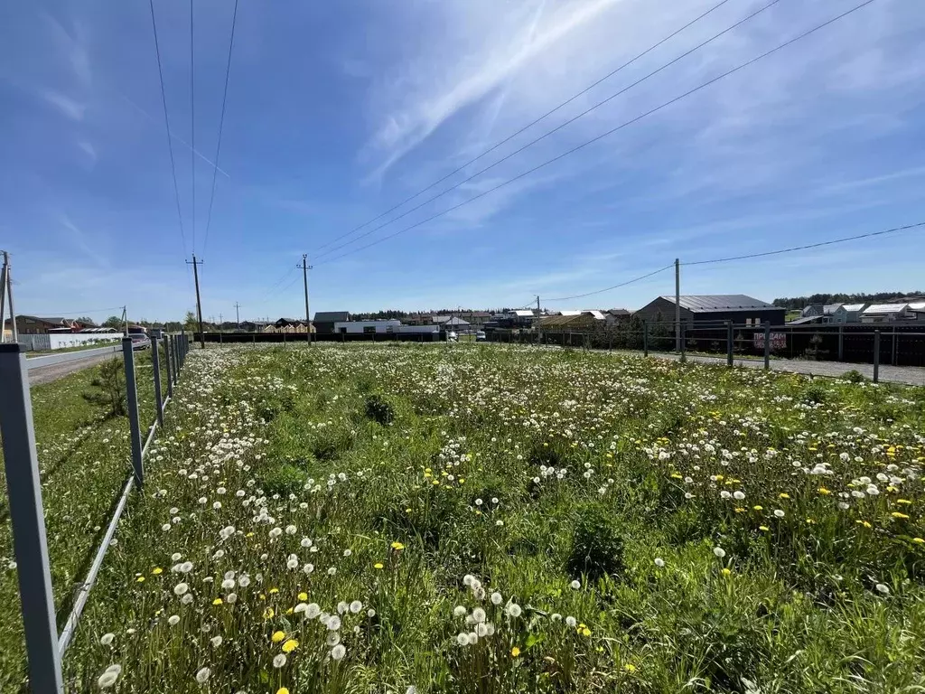 Участок в Московская область, Солнечногорск городской округ, д. ... - Фото 1