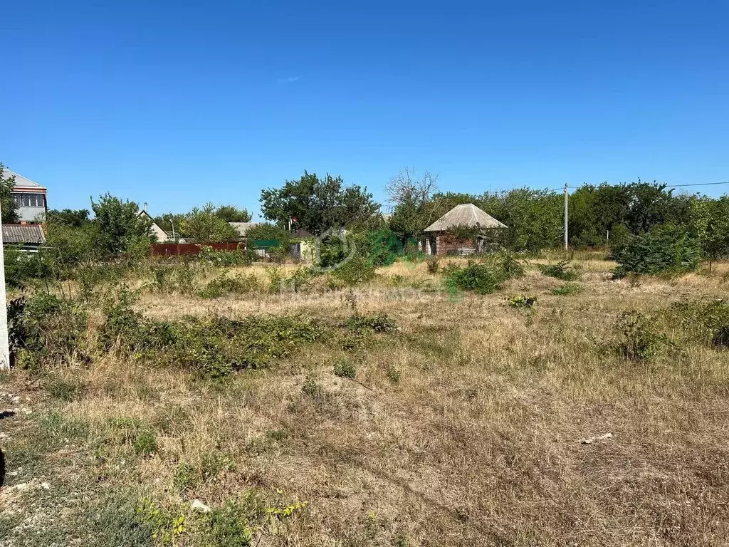 Участок в Краснодарский край, Ейское городское поселение, пос. ... - Фото 1
