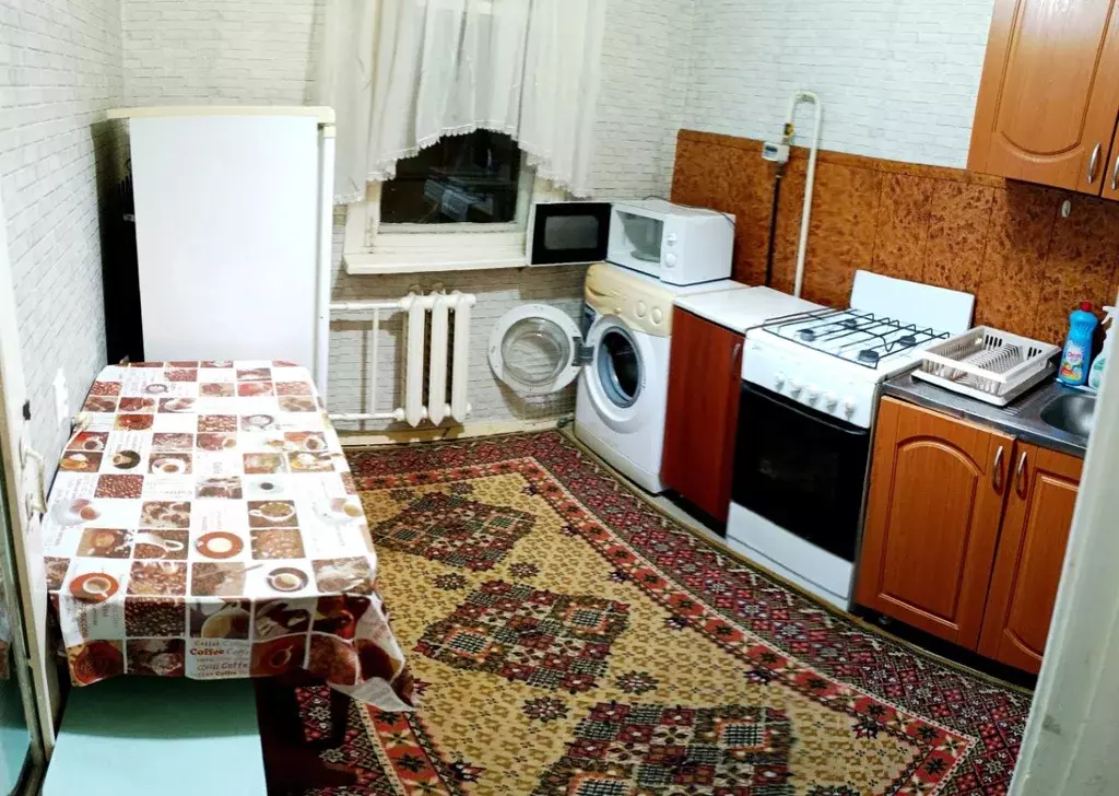 1-к кв. Татарстан, Нижнекамск просп. Химиков, 18А (30.0 м) - Фото 0