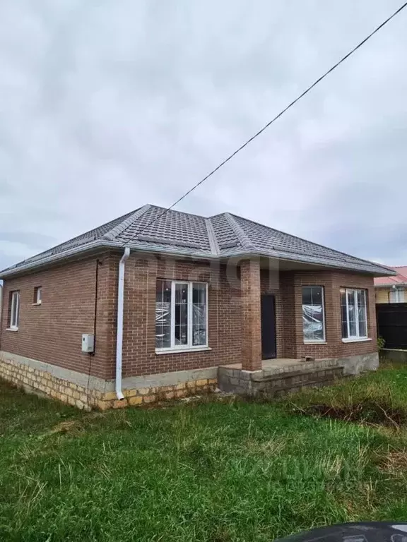 Дом в Ставропольский край, Михайловск Шпаковский район, Каменная ул., ... - Фото 1