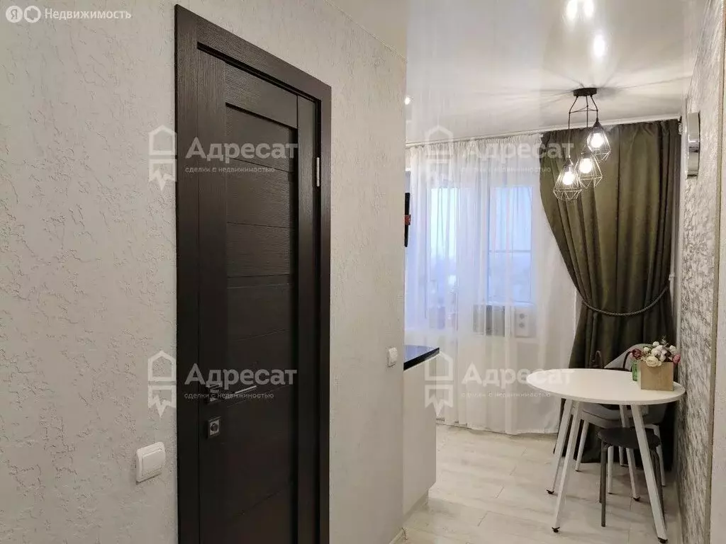 3-комнатная квартира: Волгоград, улица Генерала Ватутина, 8 (58.3 м) - Фото 2