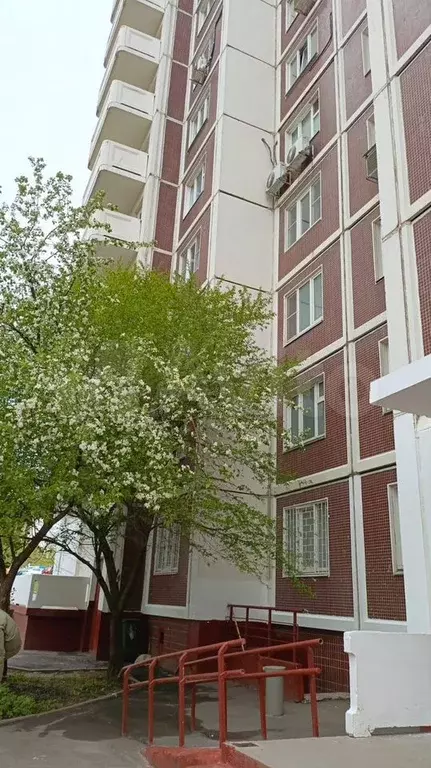 2-к. квартира, 60 м, 1/22 эт. - Фото 0