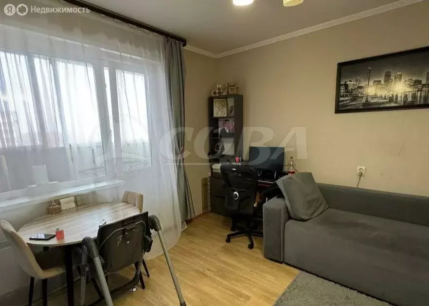 1-комнатная квартира: Тобольск, 4-я Северная улица, 8 (40 м) - Фото 1