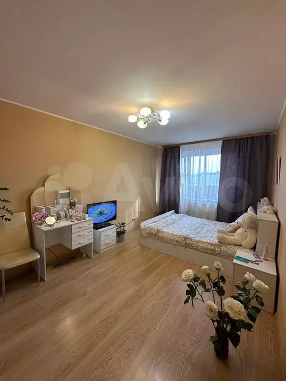 1-к. квартира, 35 м, 9/9 эт. - Фото 0