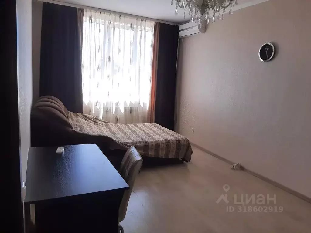 2-к кв. Крым, Евпатория ул. Демышева, 123 (56.0 м) - Фото 0