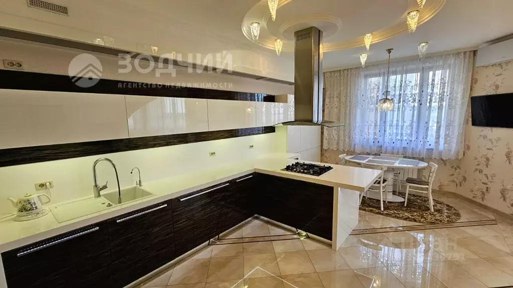 4-к кв. Чувашия, Чебоксары ул. Алексея Талвира, 32 (174.0 м) - Фото 1