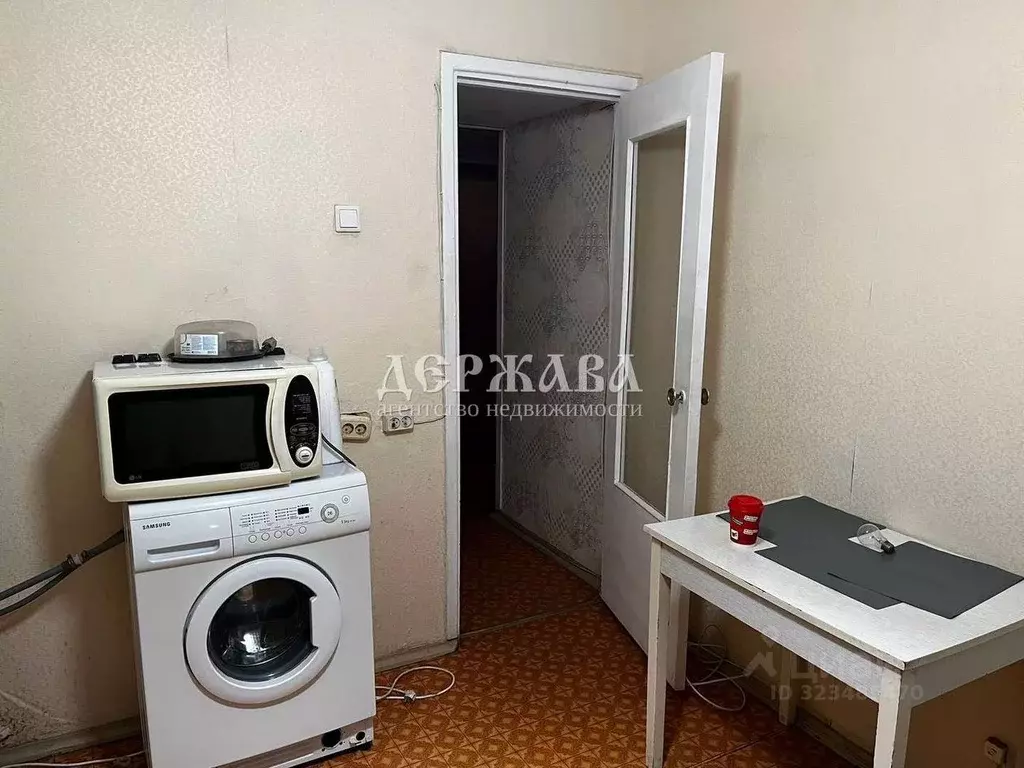 3-к кв. Белгородская область, Старый Оскол ул. Свердлова, 25 (63.0 м) - Фото 1