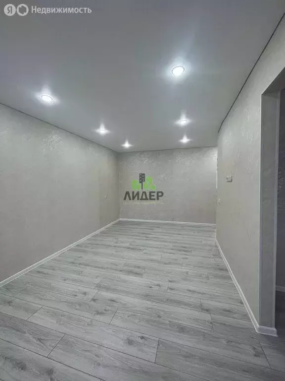 3-комнатная квартира: Нефтекамск, Юбилейный проспект, 9 (63 м) - Фото 2