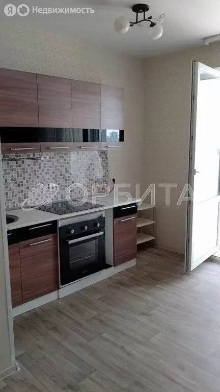 Квартира-студия: Тюмень, улица Парада Победы, 9 (23 м) - Фото 0