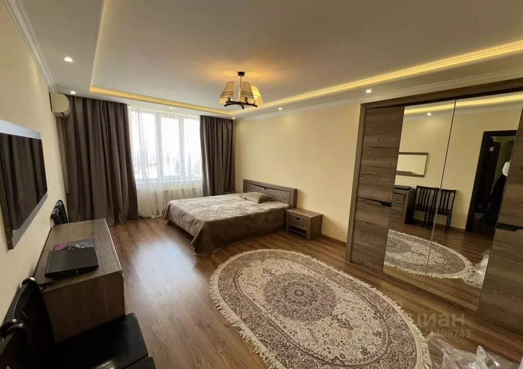 2-к кв. Крым, Симферополь ул. Смольная, 25А (80.0 м) - Фото 1