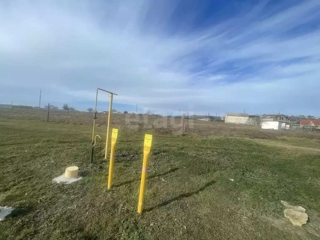 Участок в Крым, Ленинский район, Мысовское с/пос, с. Семеновка ул. ... - Фото 1