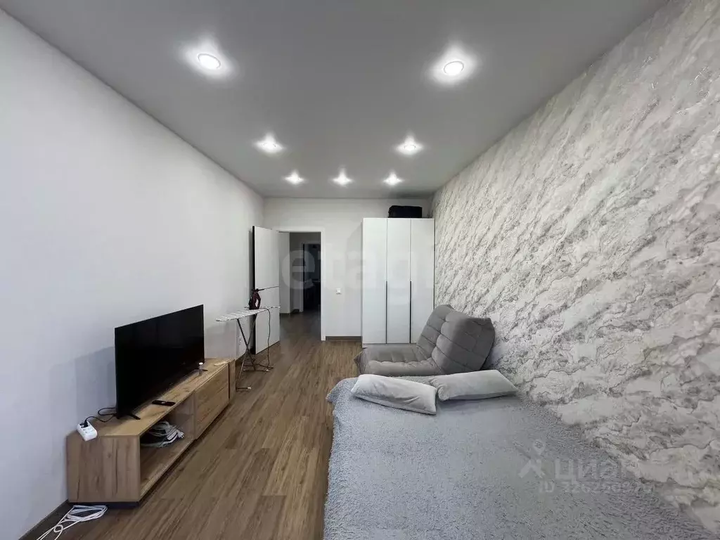 2-к кв. Ямало-Ненецкий АО, Новый Уренгой Сибирская ул., 31А (55.0 м) - Фото 2