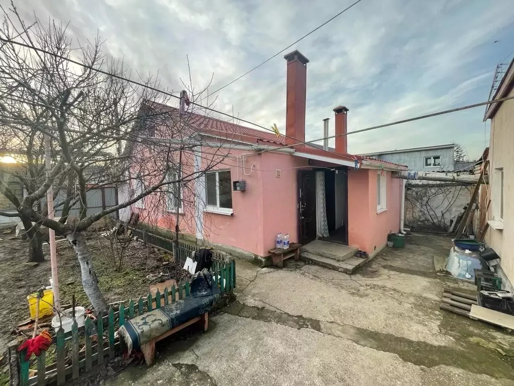 Дом в Крым, Симферополь ул. Генерала Захарова (80 м) - Фото 0