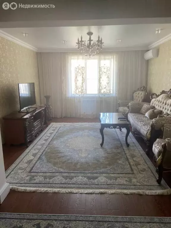 3-комнатная квартира: Каспийск, улица Ленина, 61 (93 м) - Фото 1