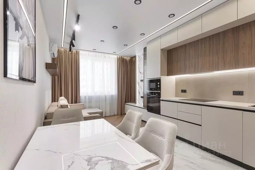 2-к кв. Татарстан, Казань ул. Вишневского, 57А (55.0 м) - Фото 1