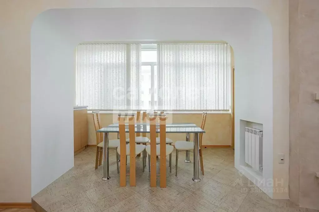 3-к кв. Липецкая область, Липецк ул. М. Горького, 22 (130.8 м) - Фото 1