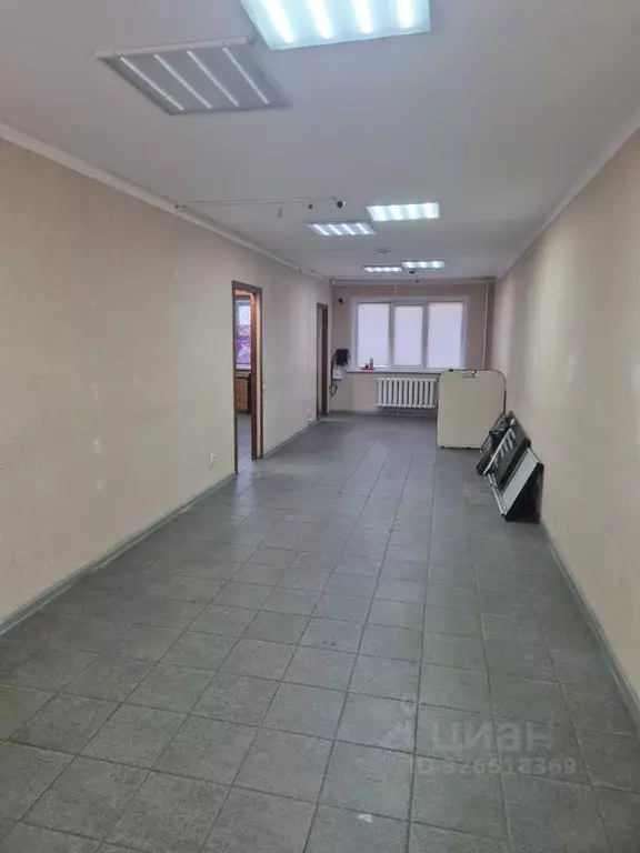 Помещение свободного назначения в Омская область, Омск Заозерный мкр, ... - Фото 2