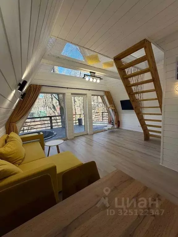 Дом в Приморский край, Владивосток Шахтовая ул., 18Ж (40 м) - Фото 1