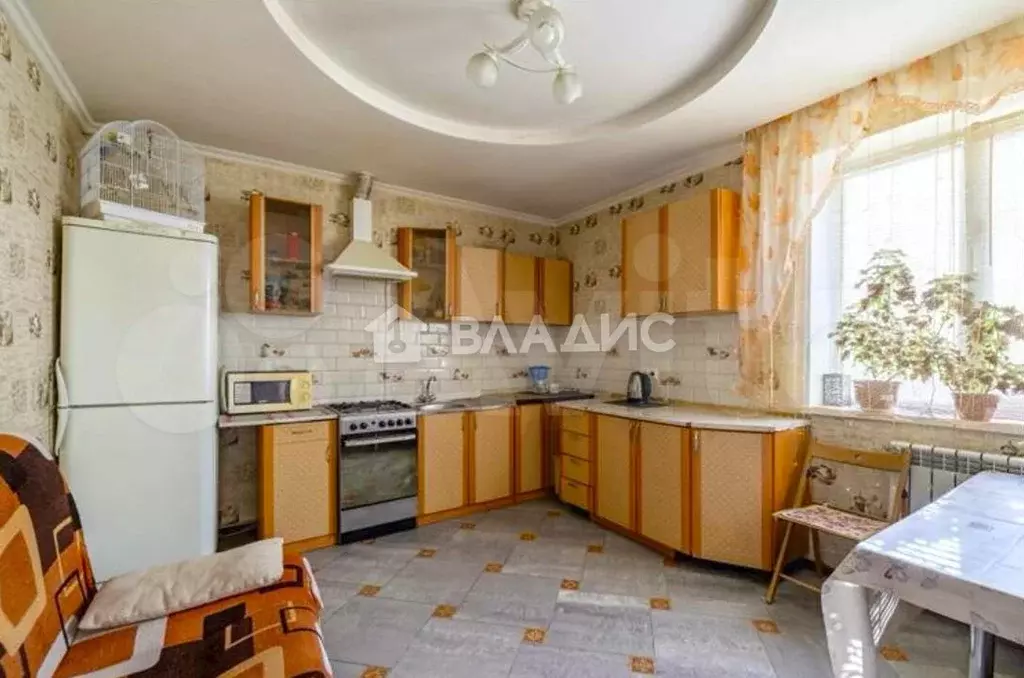 2-к. квартира, 60 м, 1/3 эт. - Фото 0