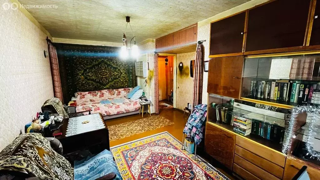 2-комнатная квартира: Каменск-Шахтинский, микрорайон Лиховской, улица ... - Фото 0