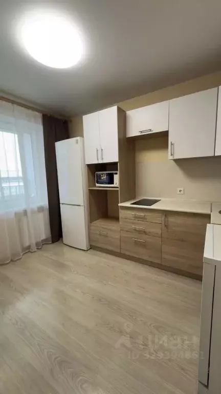 2-к кв. Кировская область, Киров ул. Энтузиастов, 15к1 (42.9 м) - Фото 2
