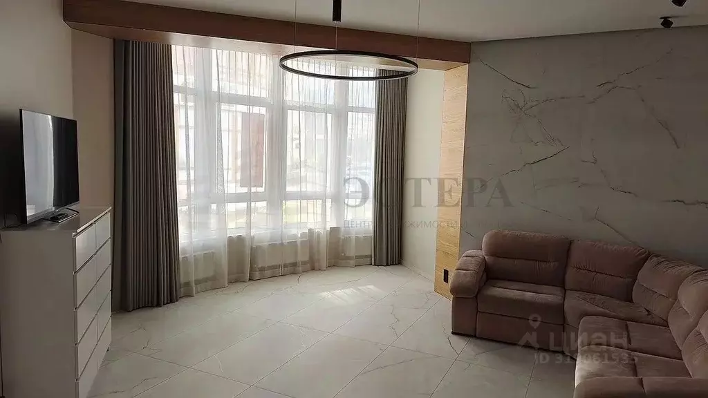 2-к кв. Краснодарский край, Геленджик Крымская ул., 22к19 (77.0 м) - Фото 1