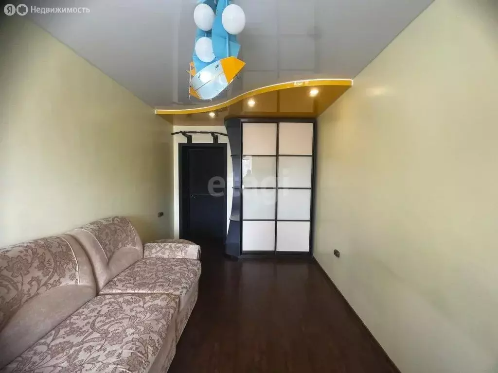 3-комнатная квартира: Арсеньев, проезд Жуковского, 31 (59.3 м) - Фото 1