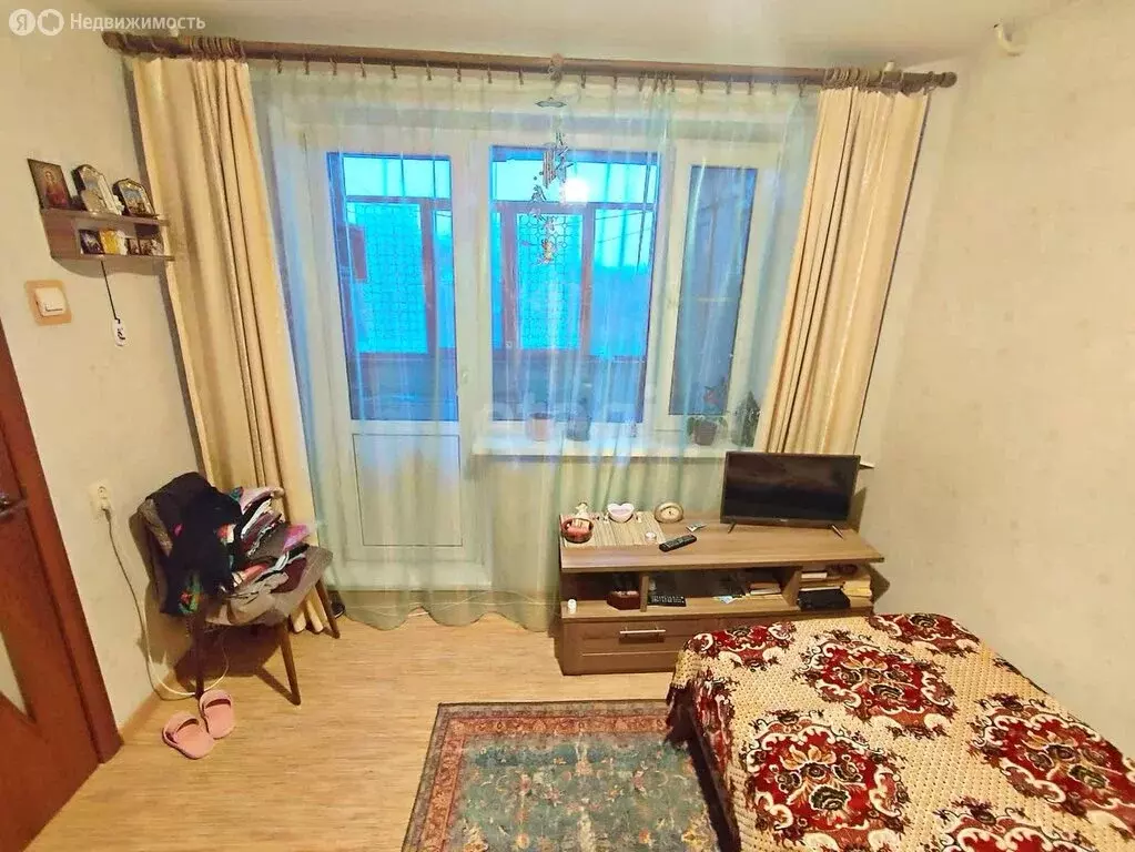 3-комнатная квартира: Нижний Новгород, Донецкая улица, 2 (55.4 м) - Фото 0