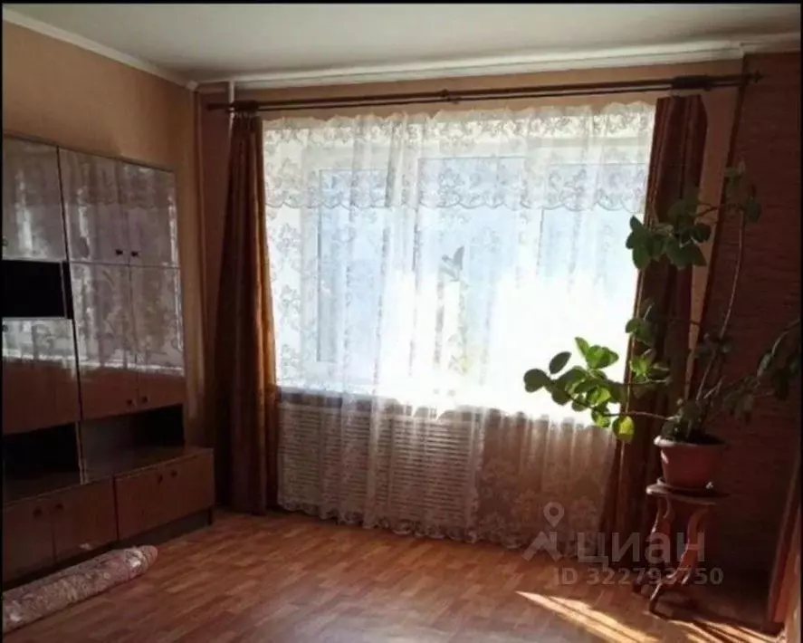 3-к кв. Курская область, Курск ул. Чехова, 2 (75.0 м) - Фото 0