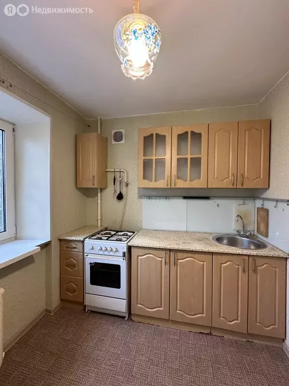 1-комнатная квартира: Екатеринбург, улица Лукиных, 10 (32 м) - Фото 0