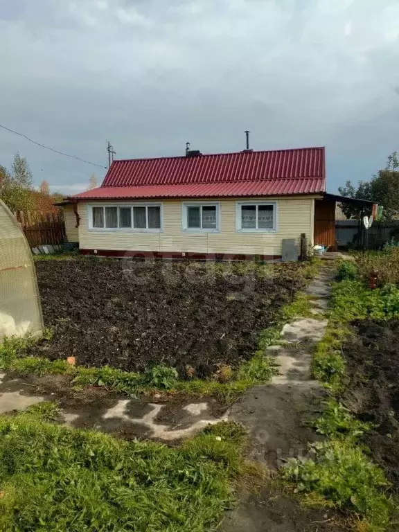 Дом в Тюменская область, Ялуторовский район, Виктория садовое ... - Фото 1