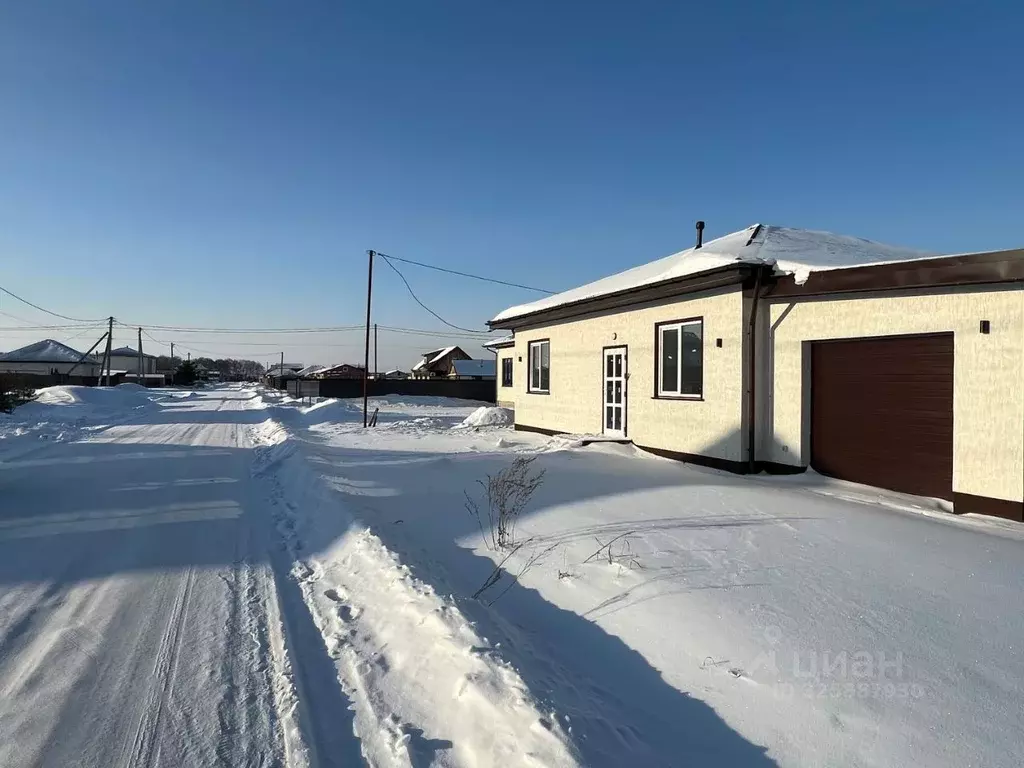 Дом в Омская область, Омский район, пос. Магистральный ул. Кленовая, 3 ... - Фото 2
