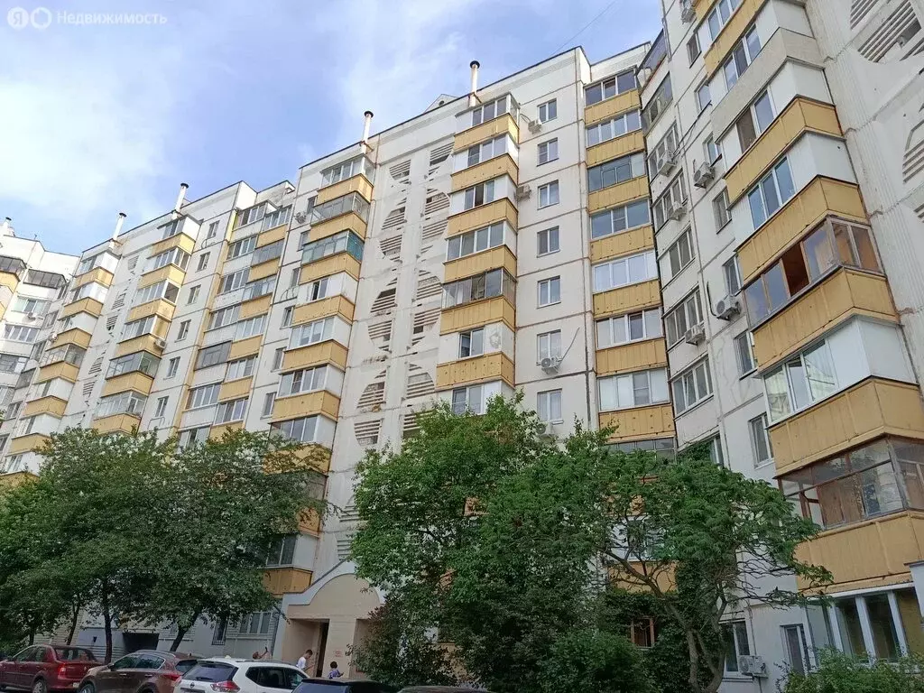 3-комнатная квартира: Белгород, улица Есенина, 42 (70 м) - Фото 1