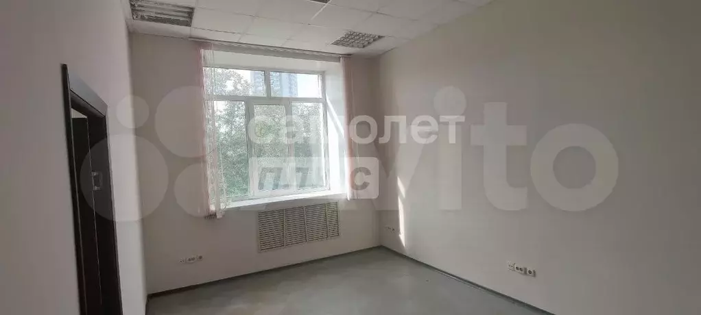 Продажа офисного помещения - Фото 1