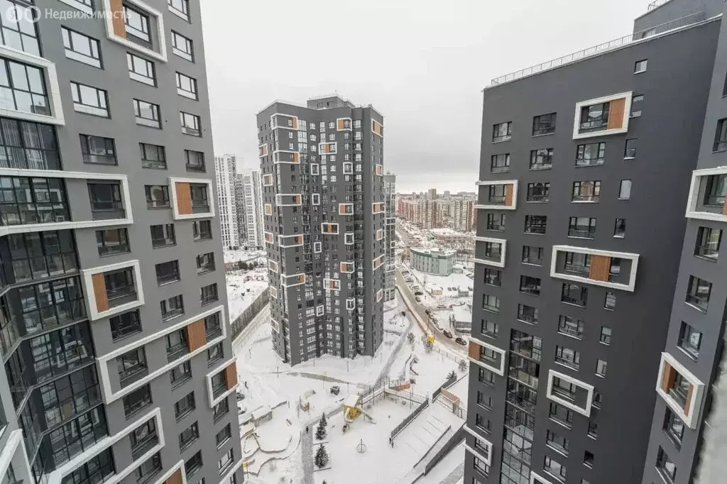 2-комнатная квартира: Екатеринбург, улица 8 Марта, 204Г (64 м) - Фото 2