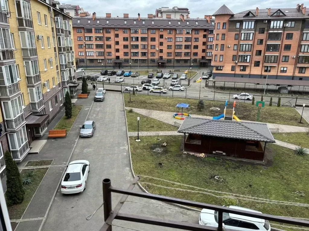 1-к кв. Северная Осетия, Владикавказ ул. Шамиля Джикаева, 10 (50.3 м) - Фото 2