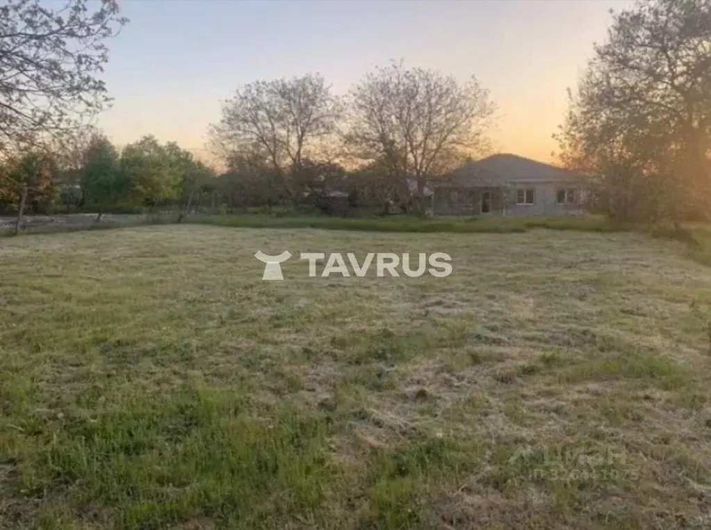 Участок в Крым, Симферопольский район, с. Трудовое ул. Восточная, 3 ... - Фото 1