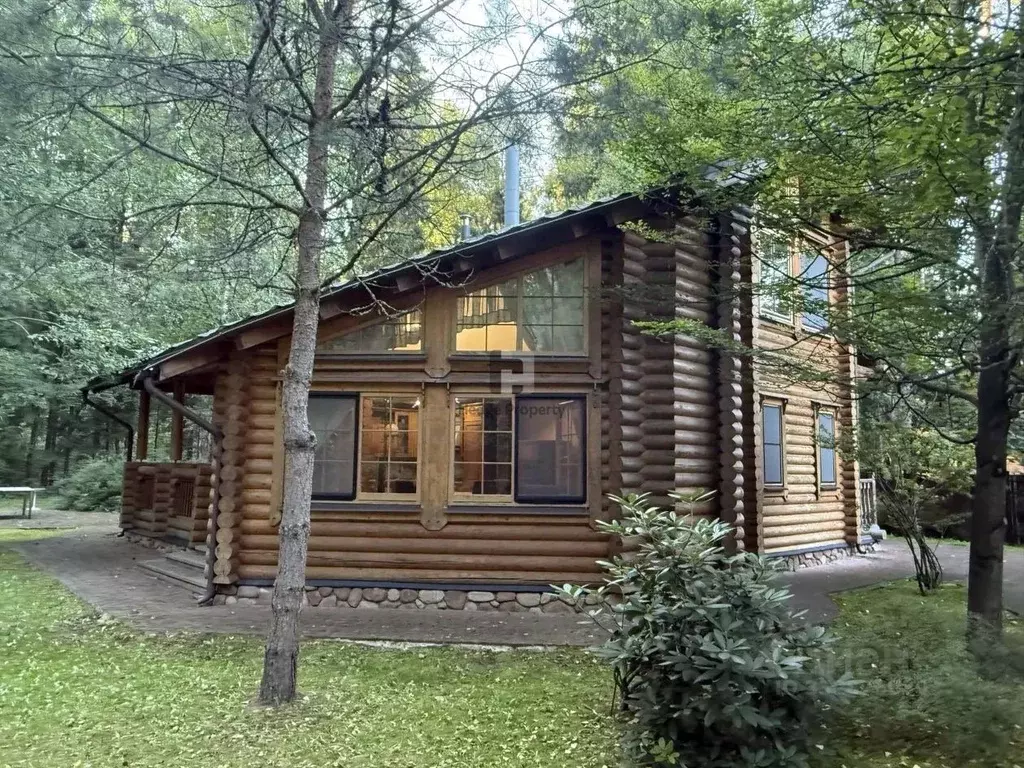 Дом в Московская область, Одинцовский городской округ, с. Иславское 81 ... - Фото 1