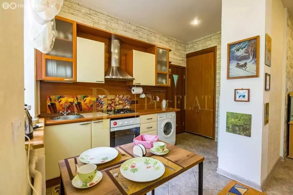 3-комнатная квартира: Санкт-Петербург, Таллинская улица, 8 (80 м) - Фото 1