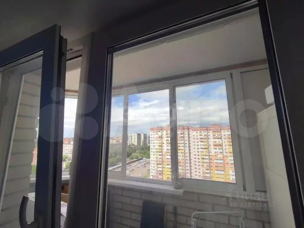 3-к кв. Удмуртия, Ижевск Красногеройская ул., 63А (56.0 м) - Фото 0