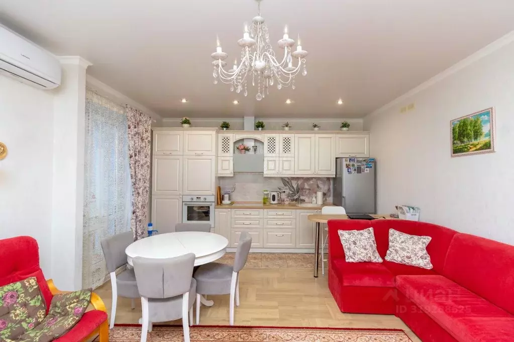 2-к кв. Тюменская область, Тюмень ул. Парада Победы, 9 (49.1 м) - Фото 1