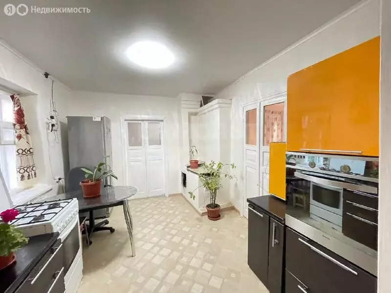 Дом в Соль-Илецк, улица Гонтаренко, 7 (65 м) - Фото 0