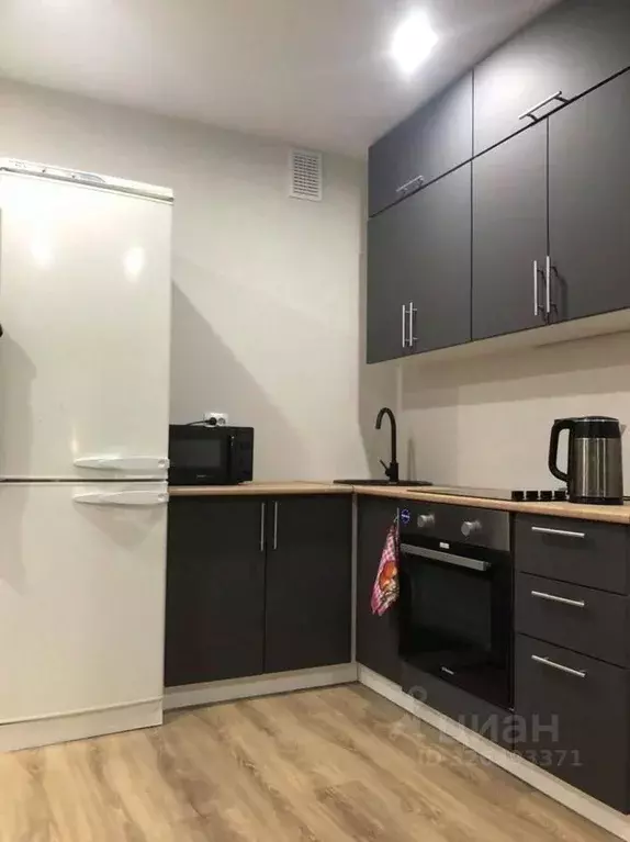 2-к кв. Татарстан, Казань ул. Азата Аббасова, 19 (45.0 м) - Фото 1