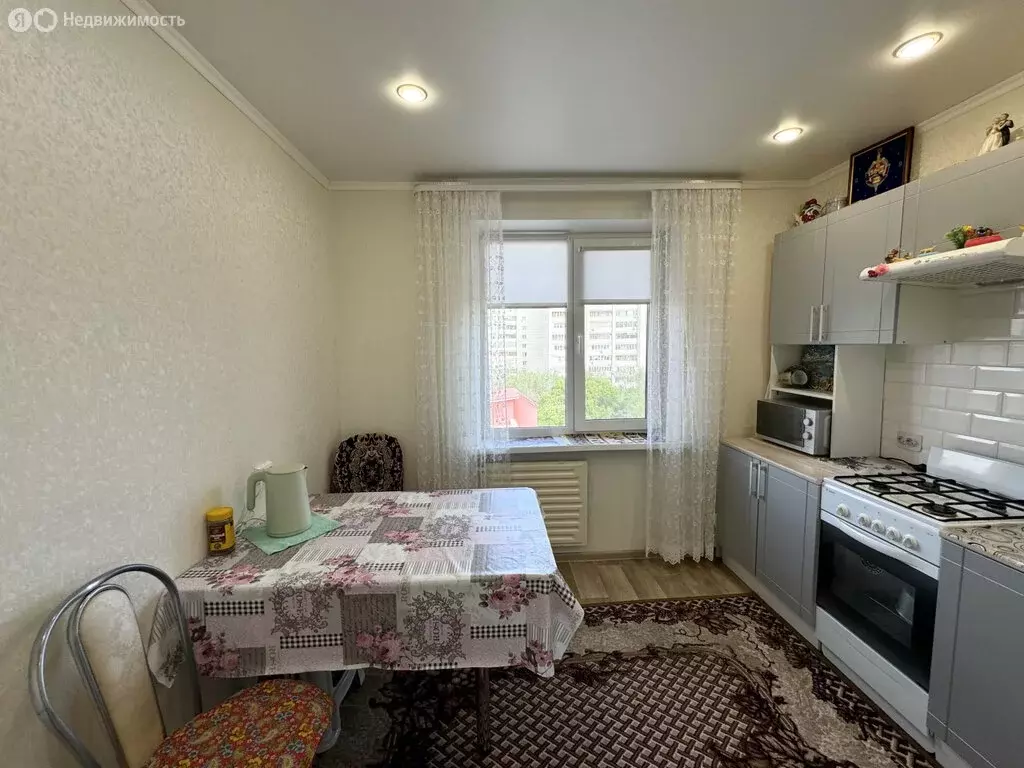 2-комнатная квартира: Оренбург, проспект Гагарина, 23А (49.9 м) - Фото 1