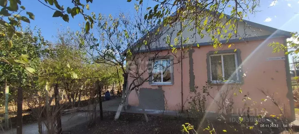 Дом в Крым, Сакский район, с. Сизовка  (47 м) - Фото 1