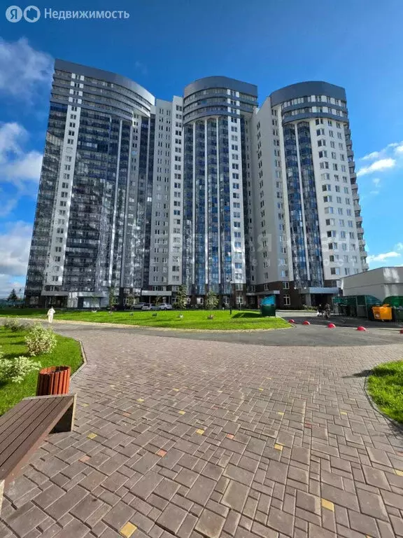 2-комнатная квартира: Екатеринбург, улица Блюхера, 95 (63.5 м) - Фото 1