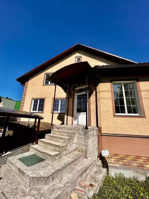 Коттедж в Белгородская область, Старооскольский городской округ, с. ... - Фото 1