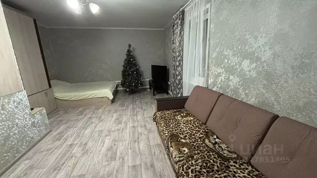 Дом в Саратовская область, Хвалынск Пляжный проезд, 7 (80 м) - Фото 1